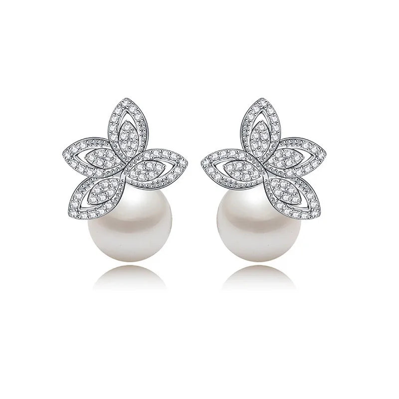 Luxury Clear Cubic Zircon Paved Flower Stud Earring with Imitation pearl