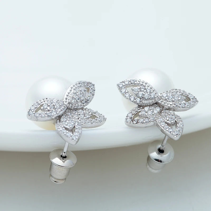 Luxury Clear Cubic Zircon Paved Flower Stud Earring with Imitation pearl