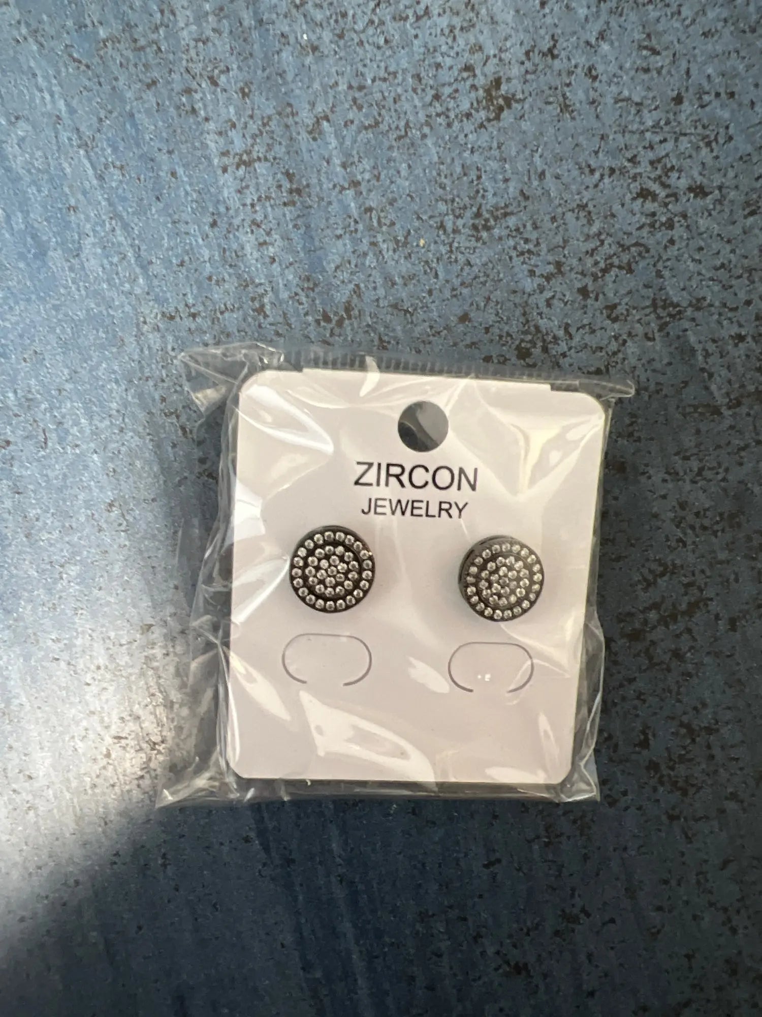 Elegant Small Hip Hop Round Stud Earrings Korean Style AAA Black/White Cubic Zircon Fashion Jewelry for Men/women