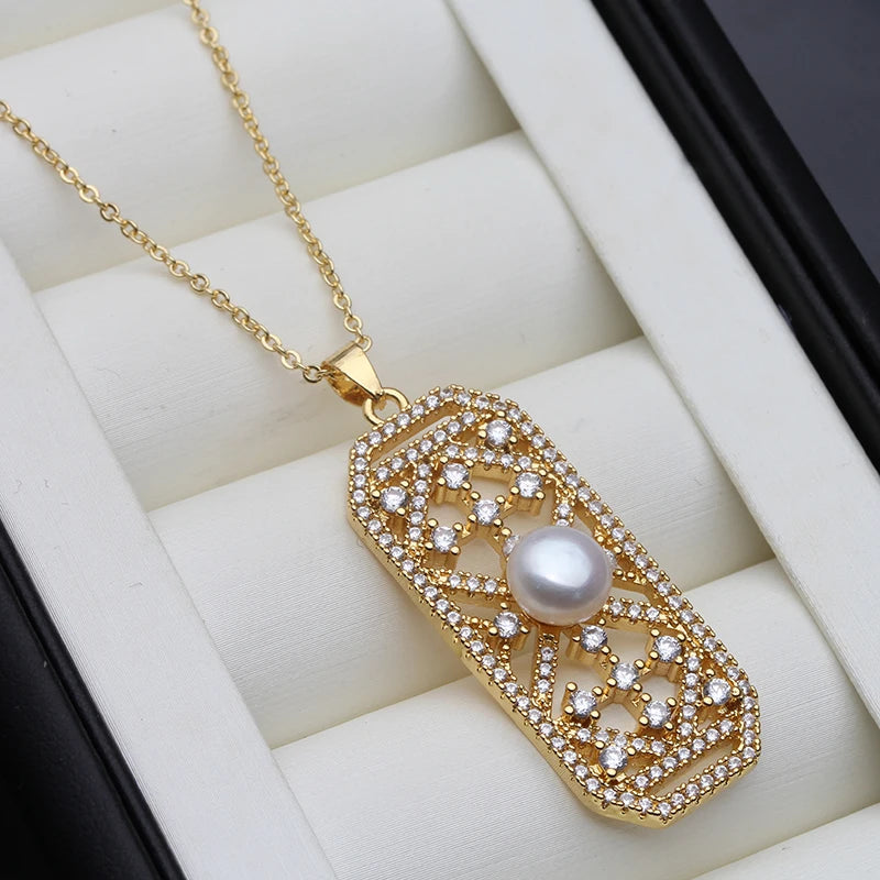 Trendy White Freshwater Pearl Pendant Pendant Cultured Gold Plated Pearl Necklace
