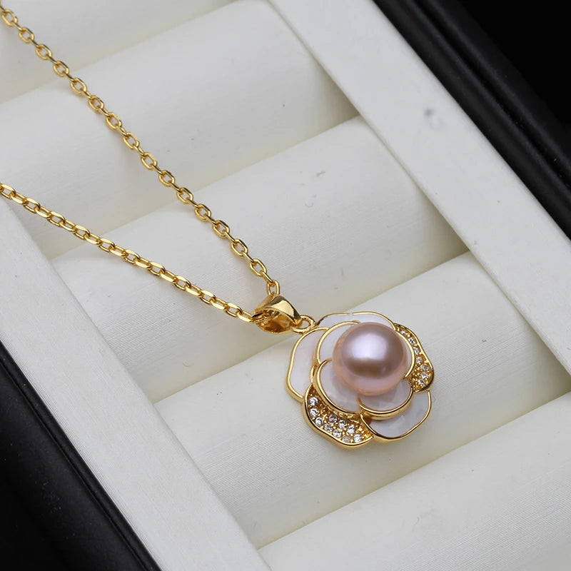 Natural Freshwater Pearl Necklace with Cute Pendant With Mother Of Pearl