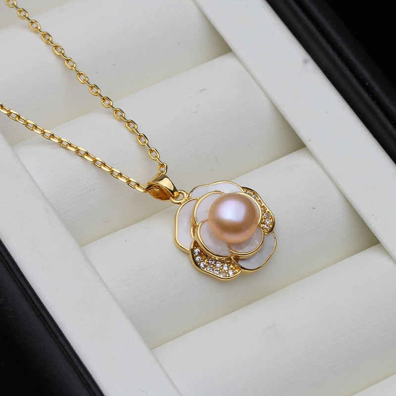 Natural Freshwater Pearl Necklace with Cute Pendant With Mother Of Pearl