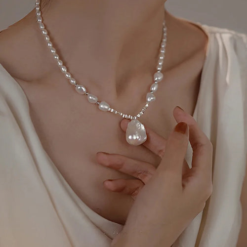 Baroque Pearl Drop Pendant Necklace